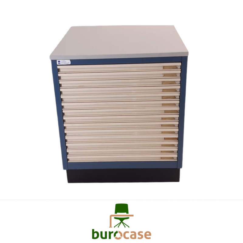 MULTIDRAWER