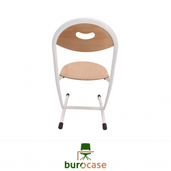 CHAISE APPUI SUR TABLE