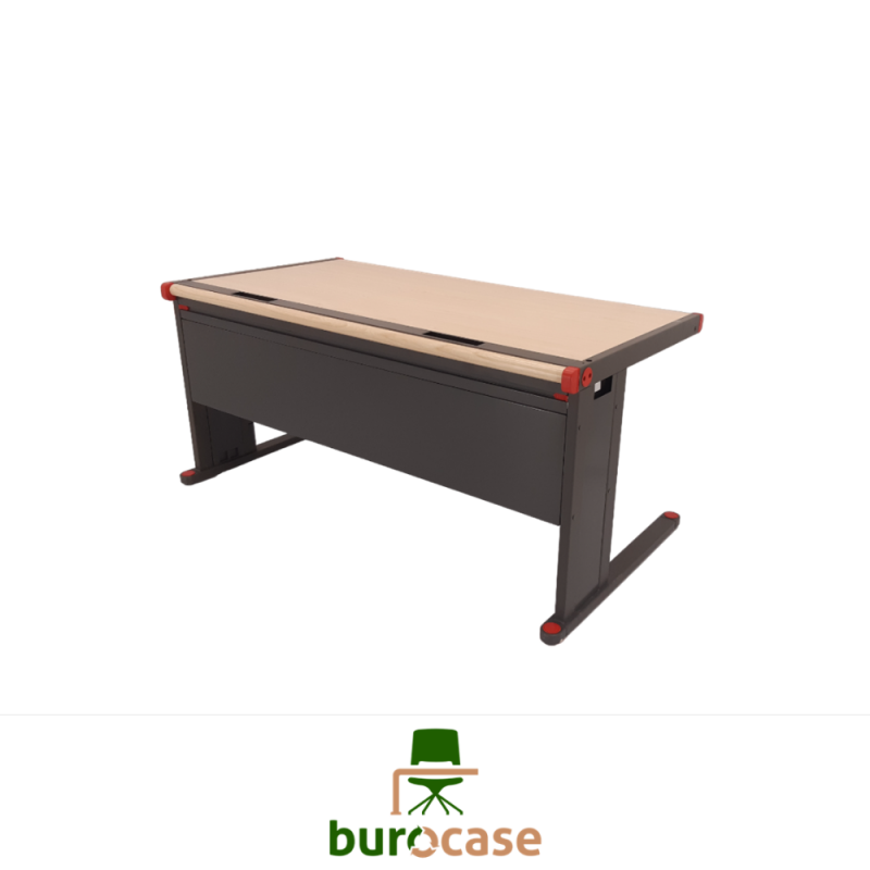 BUREAU DROIT