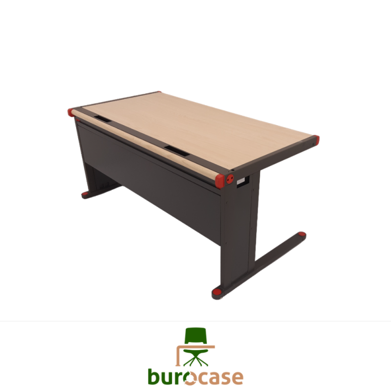 BUREAU DROIT