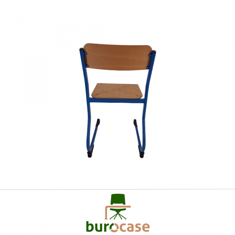 CHAISE APPUI SUR TABLE
