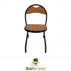 CHAISE APPUI SUR TABLE
