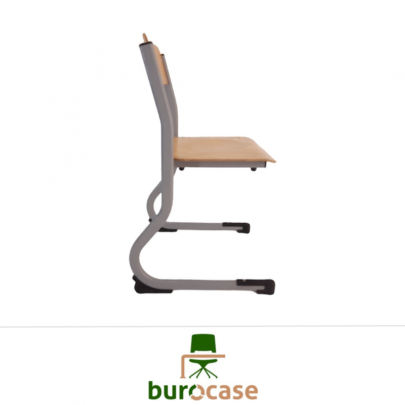 CHAISE APPUI SUR TABLE