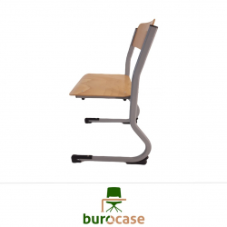 CHAISE APPUI SUR TABLE