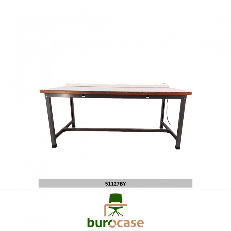 TABLE DE TRAVAIL CHARGE LOURDE