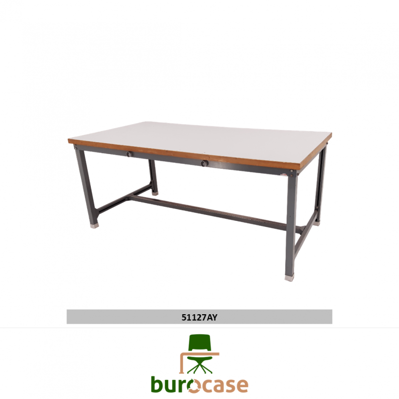 TABLE DE TRAVAIL CHARGE LOURDE