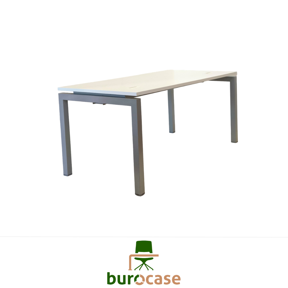 BUREAU INDIVIDUEL