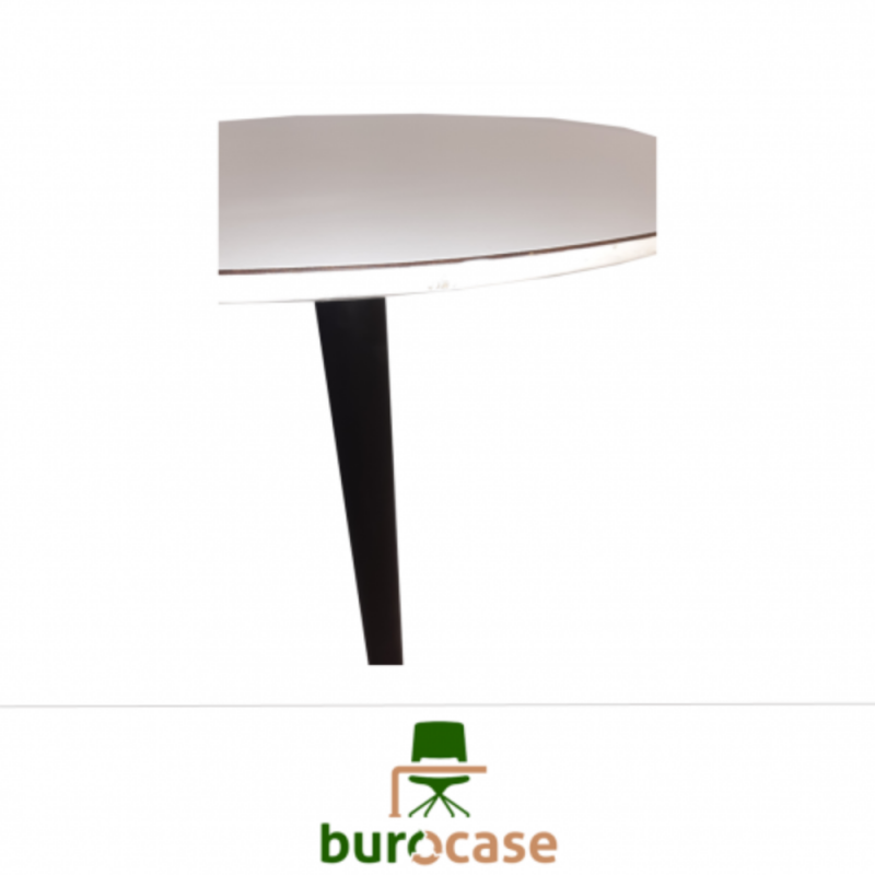 TABLE MANGE-DEBOUT