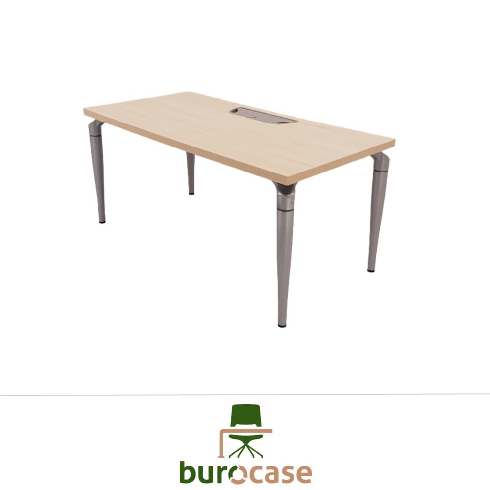 BUREAU DROIT