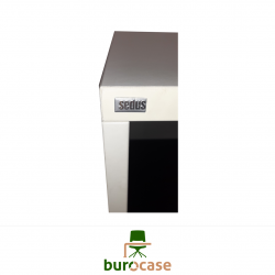 ARMOIRE BASSE PORTES COULISSANTES