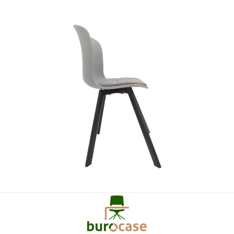 CHAISE D'ACCUEIL