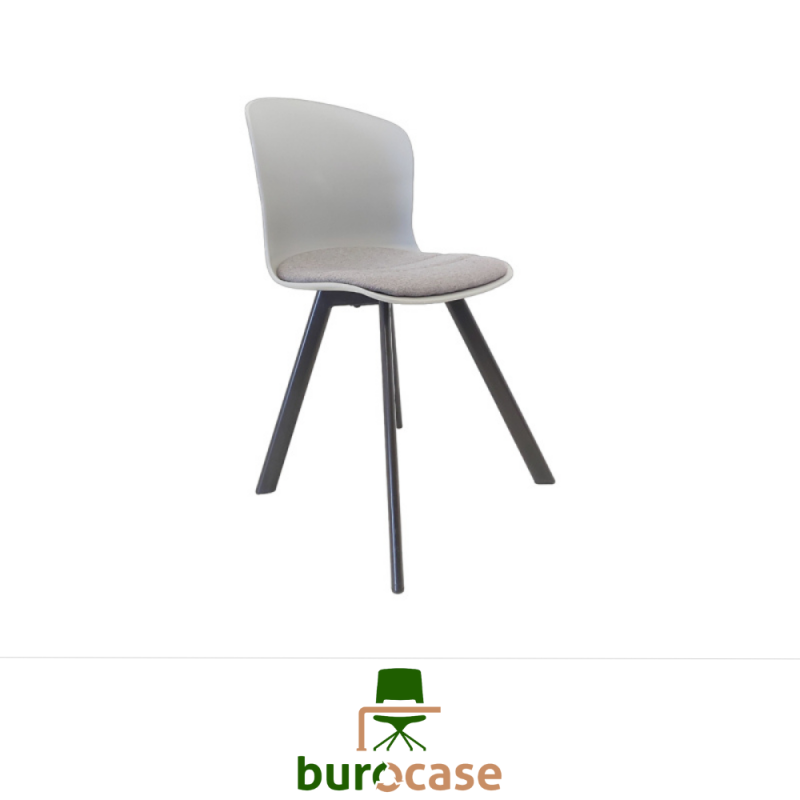 CHAISE D'ACCUEIL