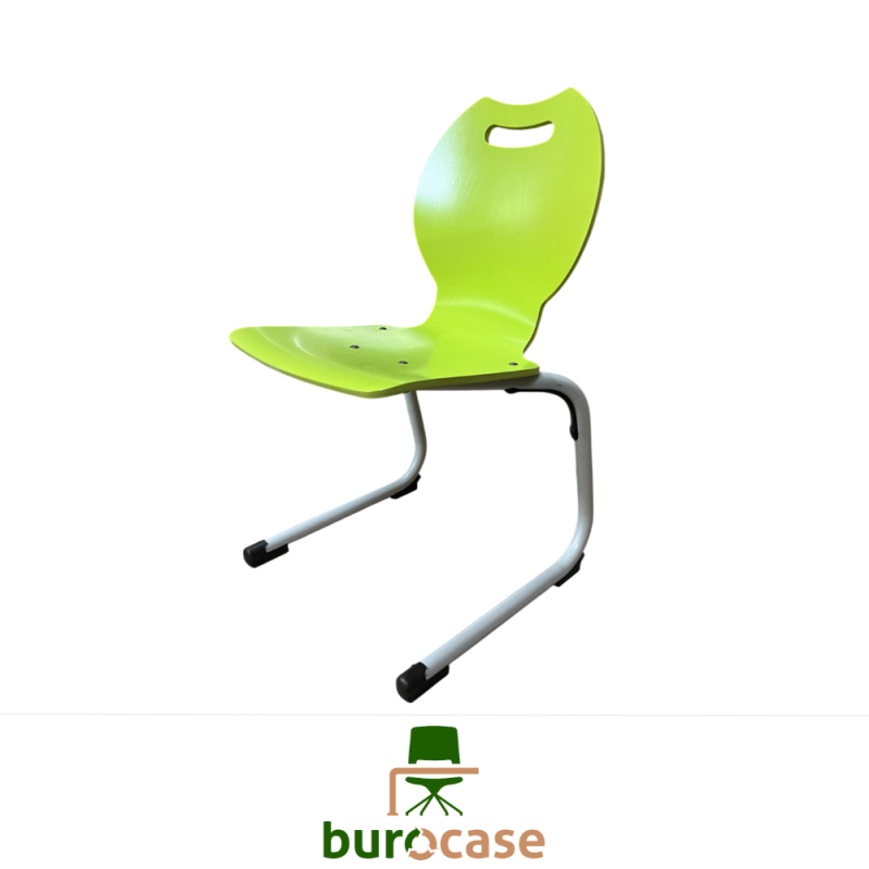 CHAISE APPUI SUR TABLE