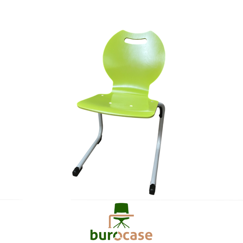 CHAISE APPUI SUR TABLE