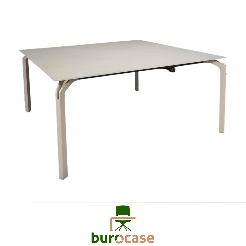 TABLE DE RÉUNION