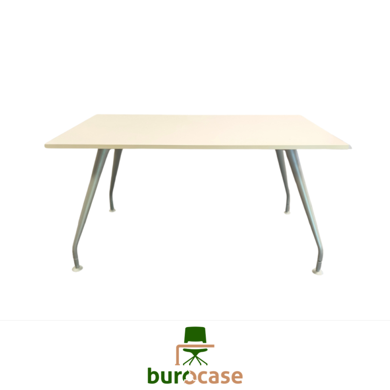BUREAU INDIVIDUEL