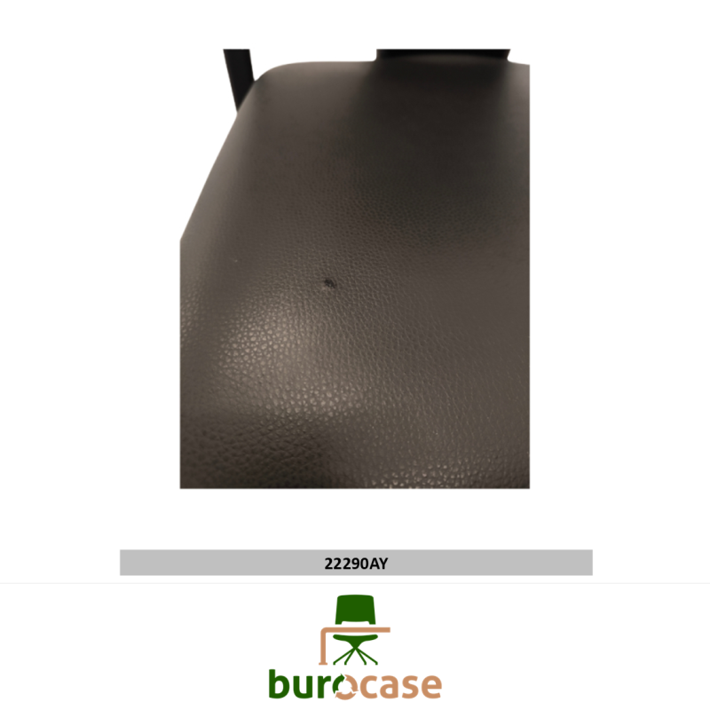 CHAISE DE COLLECTIVITÉ
