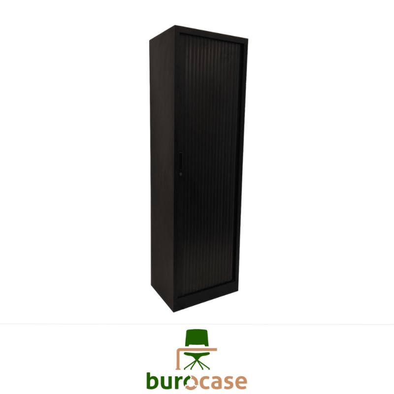 ARMOIRE HAUTE À RIDEAUX