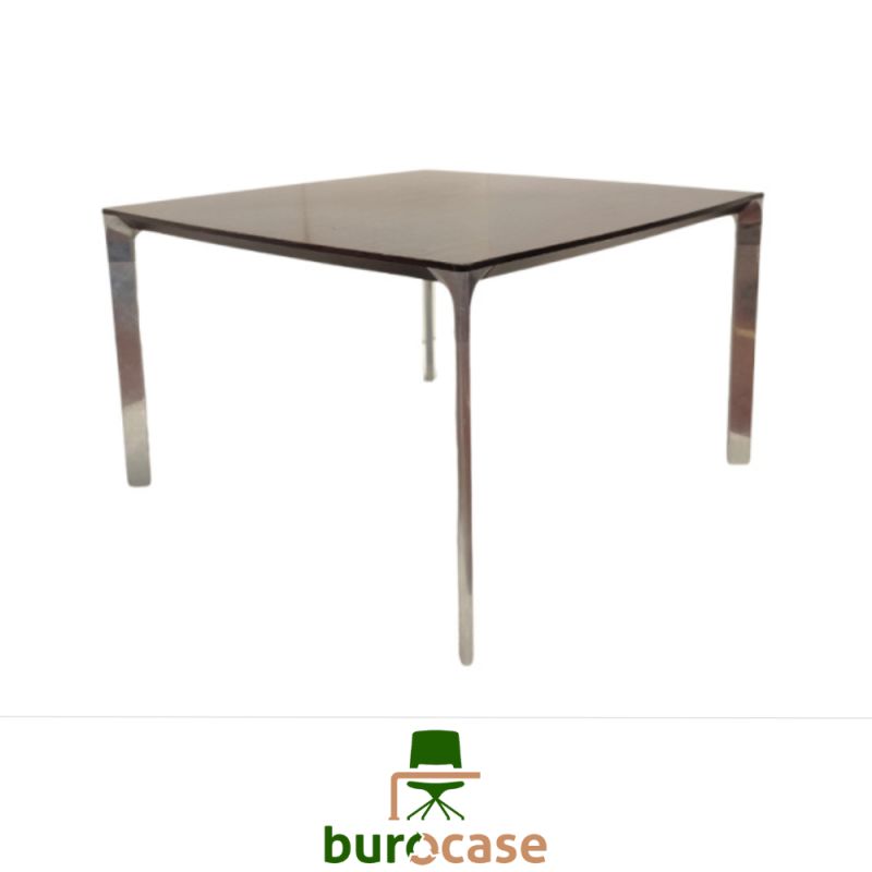 TABLE DE RÉUNION