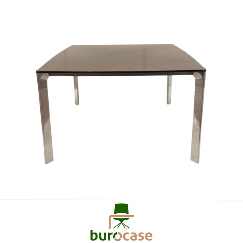 TABLE DE RÉUNION