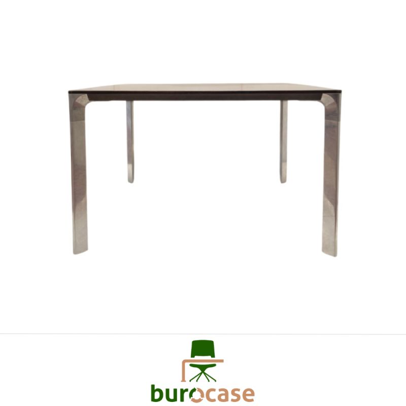 TABLE DE RÉUNION