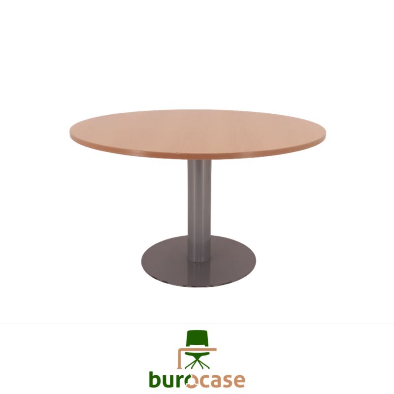 TABLE RONDE