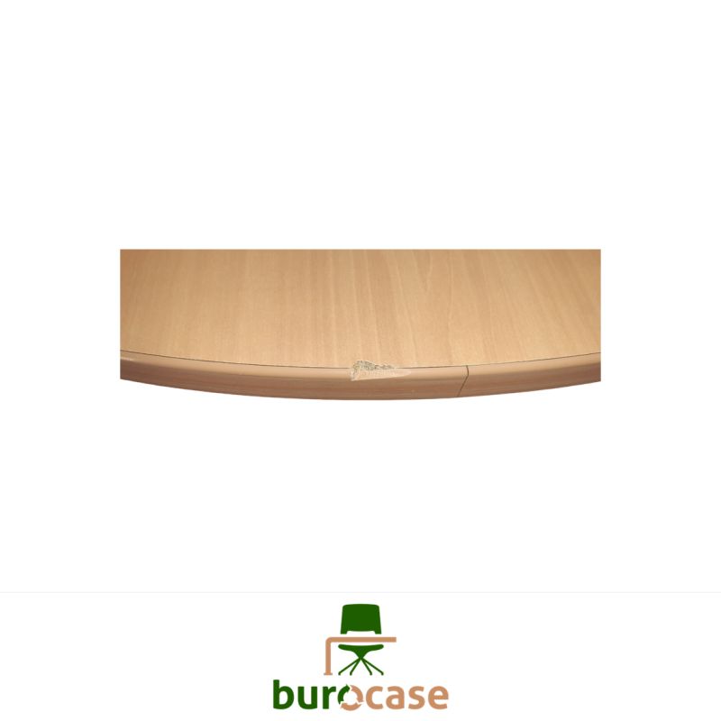 TABLE RONDE