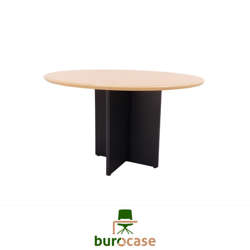 TABLE RONDE