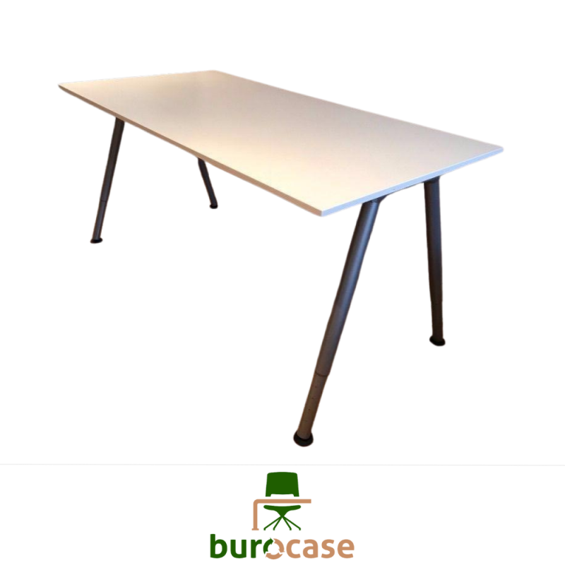 BUREAU INDIVIDUEL