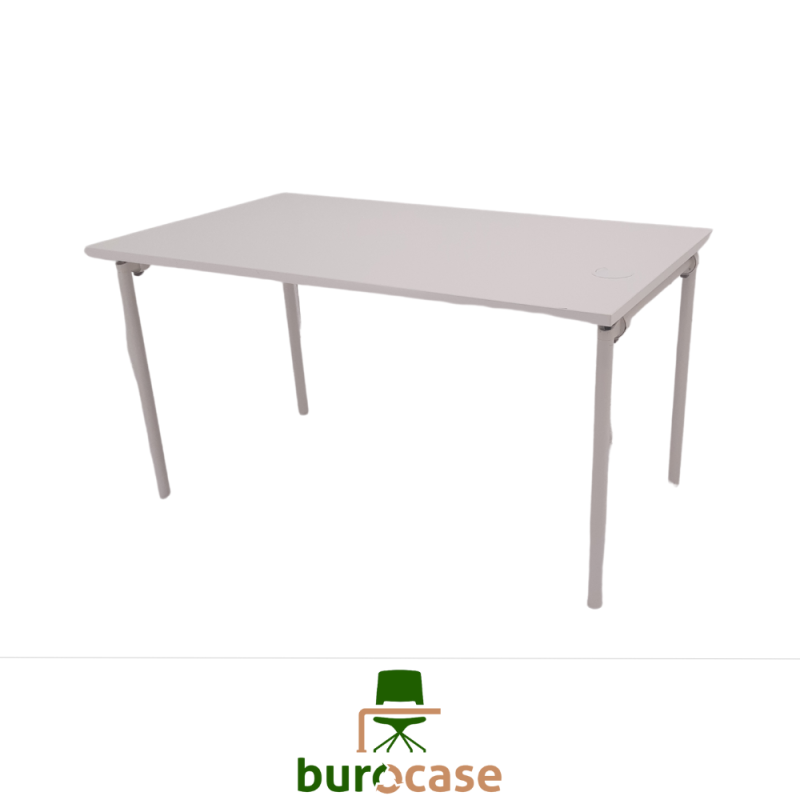 TABLE PLIANTE