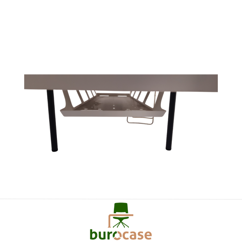 TABLE DE RÉUNION