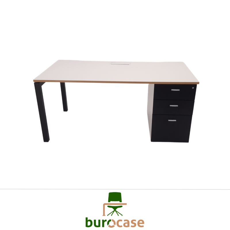 BUREAU DROIT