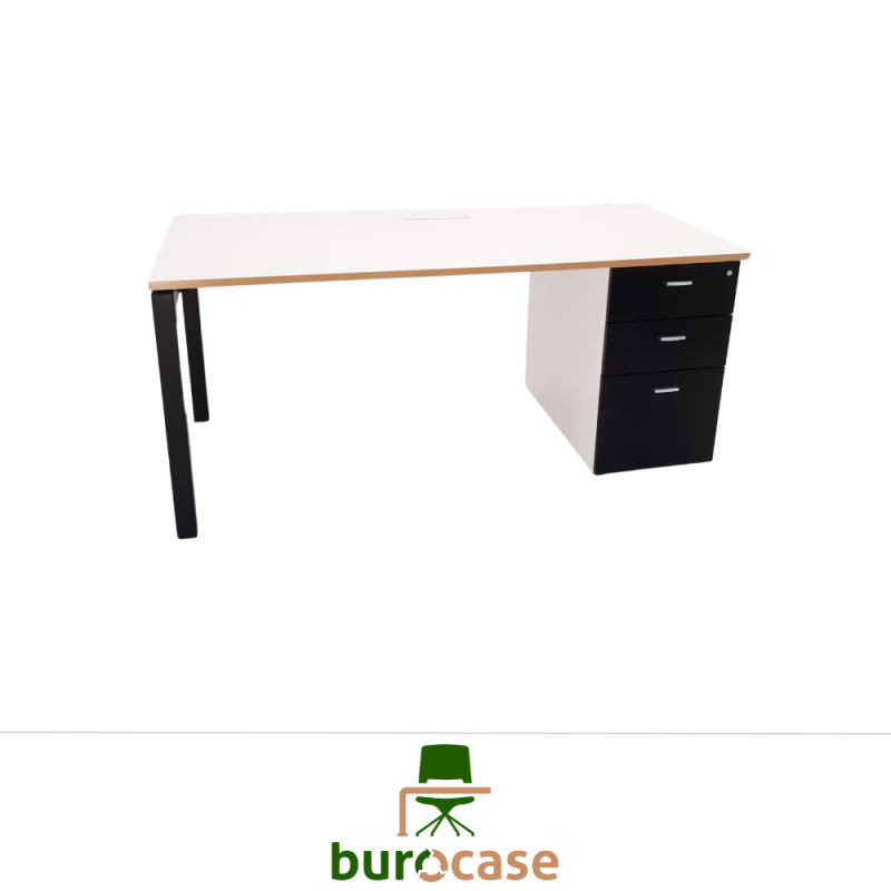 BUREAU DROIT