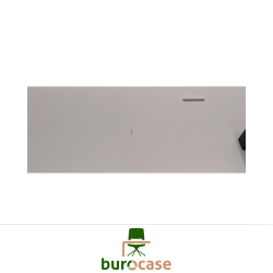 BUREAU DROIT AVEC CRÉDENCE