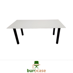 TABLE DE RÉUNION