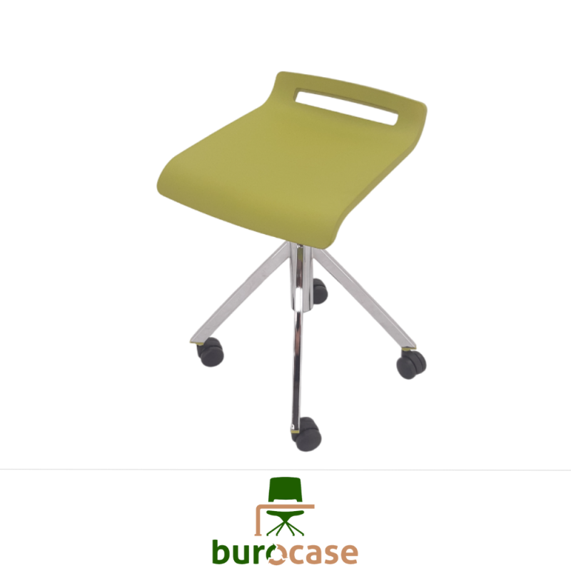 TABOURET À ROULETTES