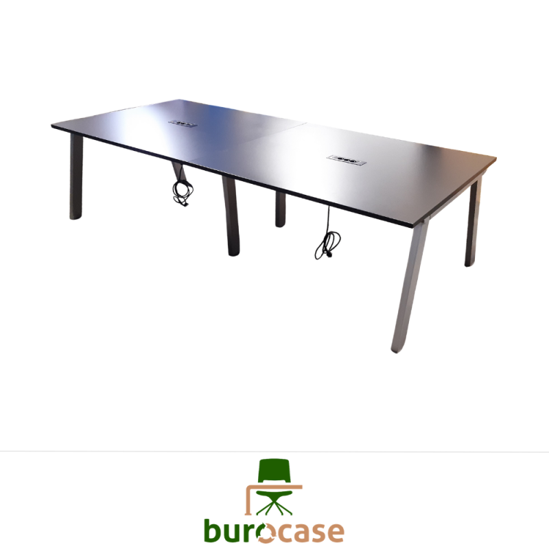 TABLE DE RÉUNION - STEELCASE