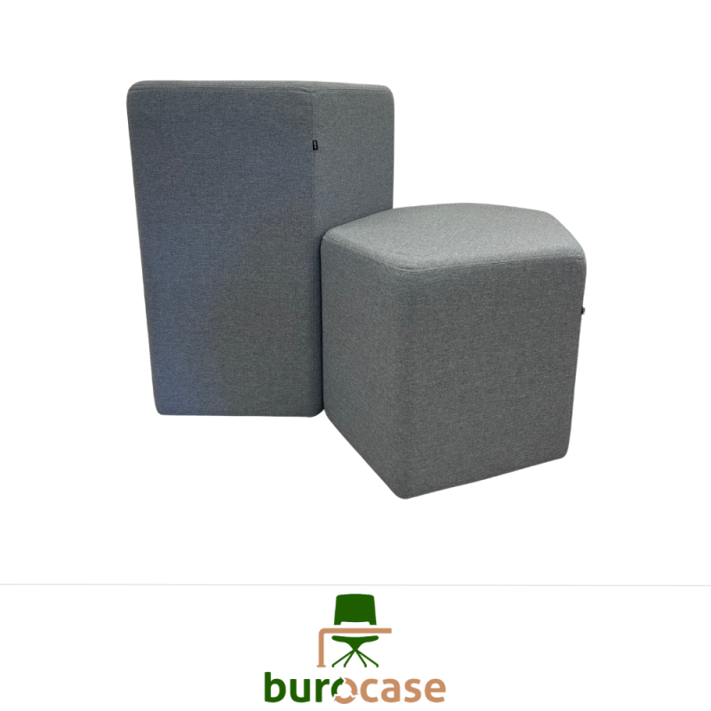 ENSEMBLE DE POUFS
