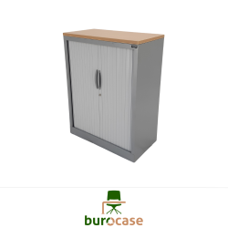 ARMOIRE BASSE À RIDEAUX