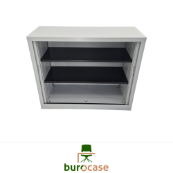 ARMOIRE BASSE À RIDEAUX