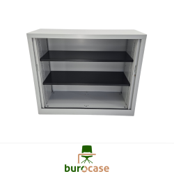 ARMOIRE BASSE À RIDEAUX
