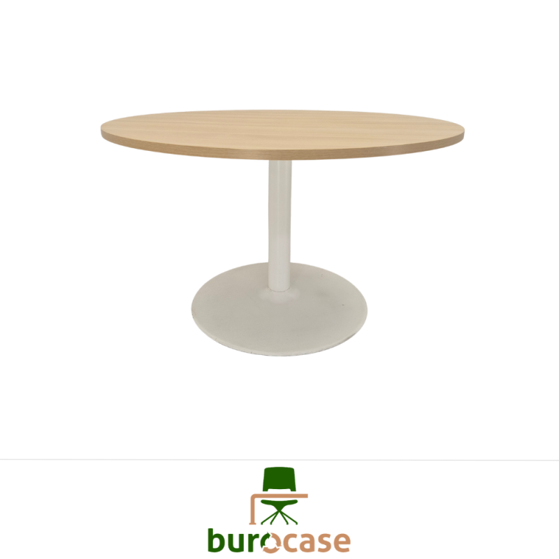 TABLE RONDE