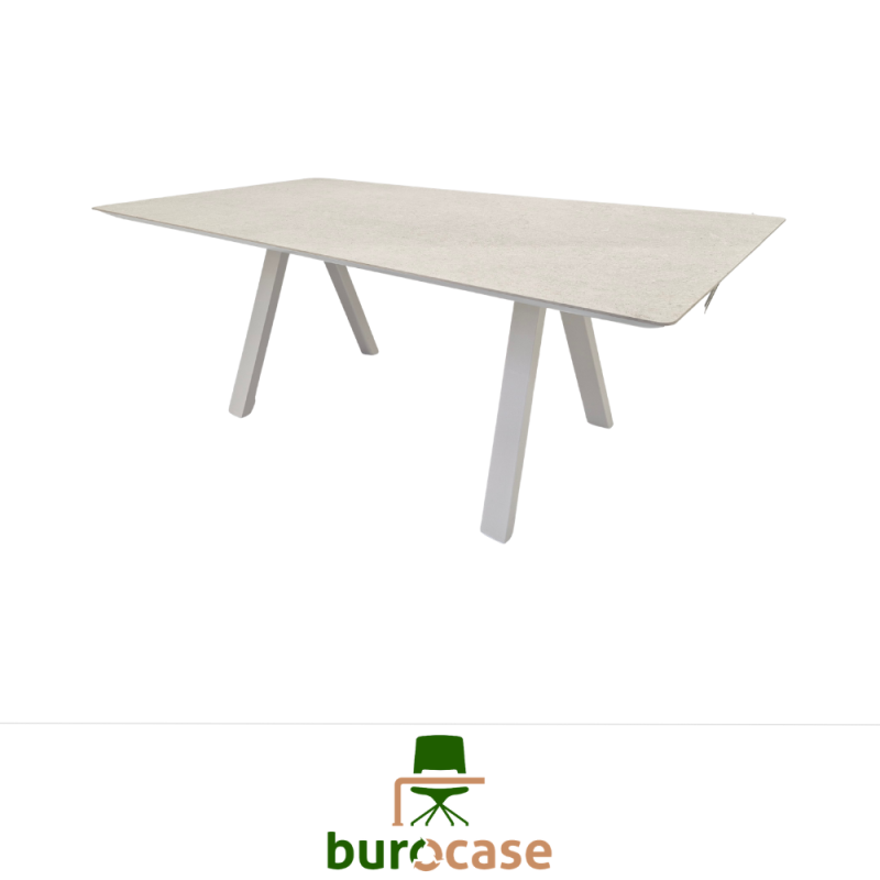 TABLE DE RÉUNION - PEDRALI