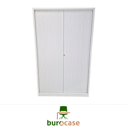 ARMOIRE HAUTE À RIDEAUX