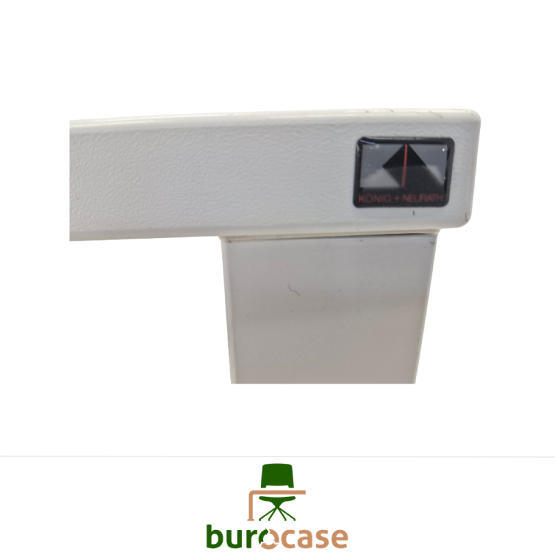 BUREAU DROIT - KONIG ET NEURATH